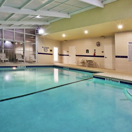 Holiday Inn Brunswick I-95 Bagian luar foto
