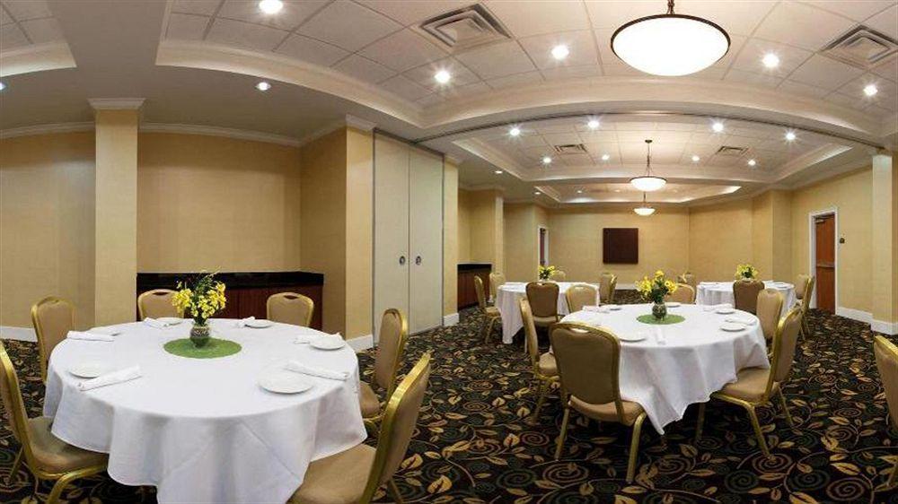 Holiday Inn Brunswick I-95 Bagian luar foto