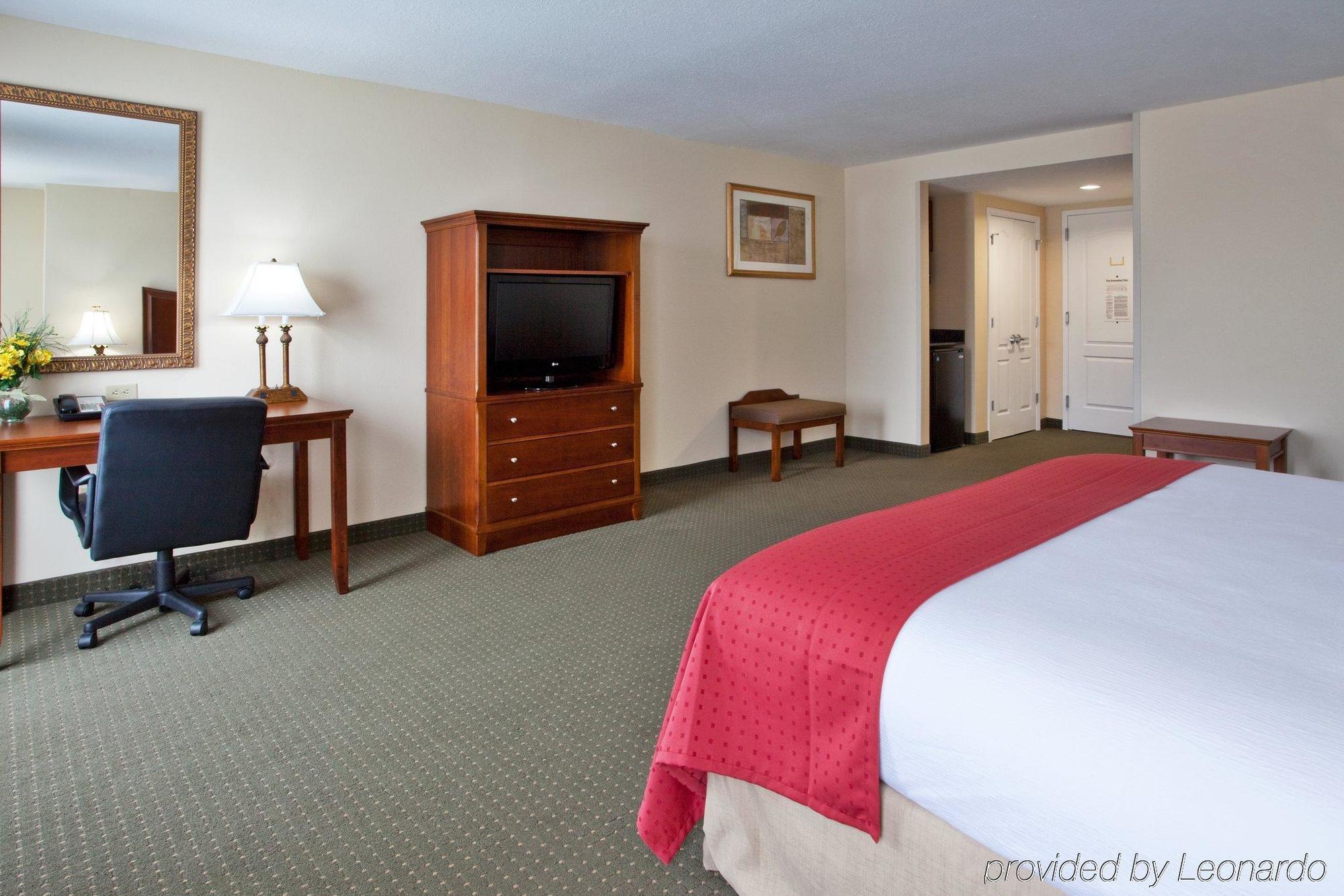 Holiday Inn Brunswick I-95 Ruang foto